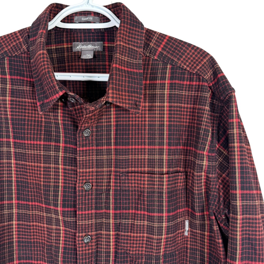 Eddie Bauer Flannel Shirt Button Down Mens XLT Burgundy Black Plaid Classic Fit